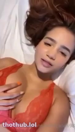 Caomi Madalis!!! Erotic body in bedroom new vid-update