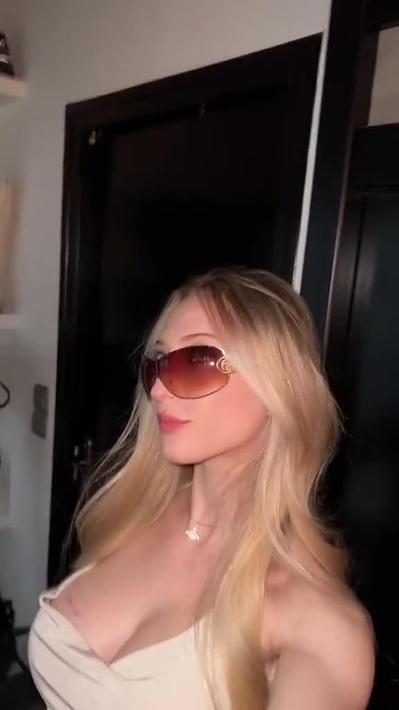Sofia Diamond new vid-update