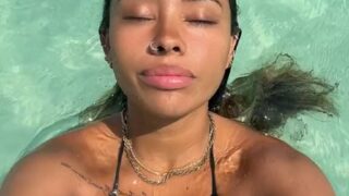 Ximena Saenz nude bikini on the beach so sexy