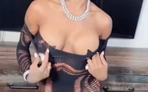 Asian Doll Onlyfans Leak – Hot Nude Show Big Boobs !!
