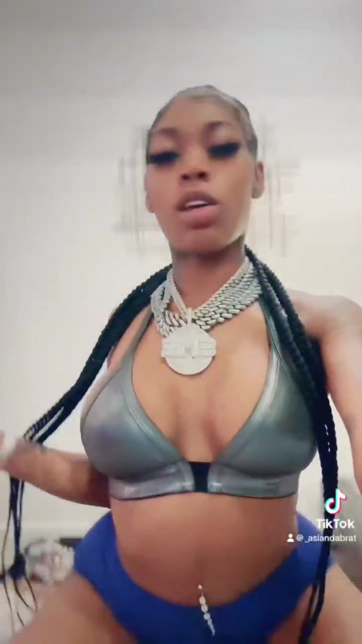 Asian Doll Hot Nude Show on bed-Video Onlyfans leaked