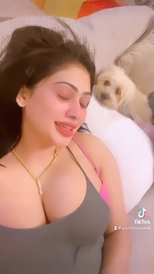 Piumi Hansamali Nude Masturbate on bedroom new video leak