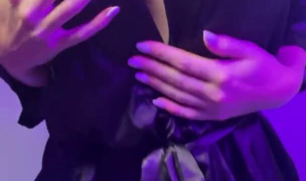 Heatheredeffect Night Gown Topless Tease Video Leaked