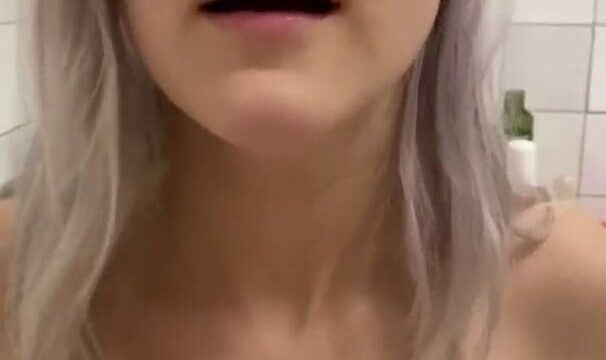 Eva Elfie Bathtub Sex Video Leaked