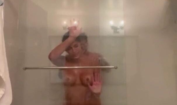 Amanda Trivizas Shower Fuck Sex Tape Video Leaked