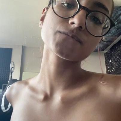 Shaghana Doyle Onlyfans Teasing Tits Topless Video Leaked OnlyFans – GotAnyNudes